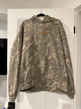 Wild South Men's Camouflage Hoodie - Tan/Olive
